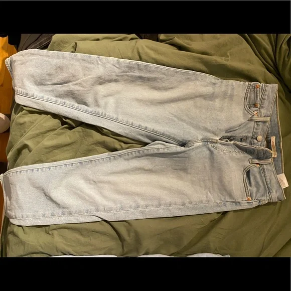WEDGIE LEVIS - Picture 3 of 3